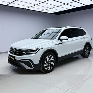 Volkswagen <span class=keywords><strong>Tiguan</strong></span> L 280 TSI 2WD 1.4T <span class=keywords><strong>2023</strong></span> Usado en Excelentes Condiciones, Automático, Techo Panorámico, Puerta Trasera Eléctrica, SUV Mediano - Product Image 1