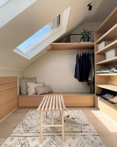 <span class=keywords><strong>Armadio</strong></span> su Misura Vermonhouzz con Soffitto Inclinato, Sistema di Guardaroba Moderno in Legno con Forme Irregolari per Soffitta, Angoli e Camera da Letto - Product Image 2