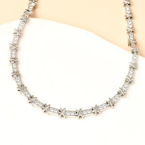 Collier Géométrique pour Femme, Chaîne en Or Blanc, Sertissage Griffe, Style Mariage, Ras-de-cou Tendance 2026 - Product Image 3