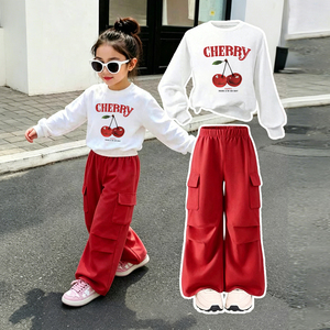 Conjunto <span class=keywords><strong>de</strong></span> Sudadera <span class=keywords><strong>de</strong></span> Cuello Redondo con Estampado <span class=keywords><strong>de</strong></span> Cerezas y Pantalones Cargo para Niñas Pequeñas, Estilo Urbano, Primavera-Otoño, Directo <span class=keywords><strong>de</strong></span> Fábrica - Product Image 1