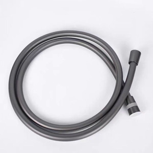 สายฝักบัว 1.5 เมตร สีเทากันเมทัล ดีไซน์มินิมอล ผลิตจาก ABS แบบยืดหยุ่น สำหรับเชื่อมต่อกับฝักบัว วาล์วผสม และก๊อกน้ำ - Product Image 1