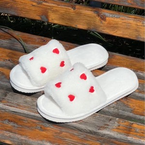 Pantuflas Blancas con Bordado de Corazón, Suaves y Afelpadas, con Punta Abierta, <span class=keywords><strong>Planas</strong></span> y Cómodas para <span class=keywords><strong>Mujer</strong></span>, para Usar en Casa - Product Image 1