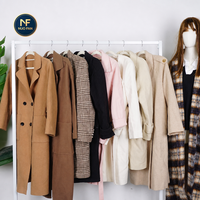 Mantel Wanita Bekas Bahan Campuran Panjang Kualitas Premium Berbagai Model Grosir Pabrik Ekspor Lintas Batas 100kg
