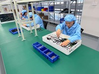 Système de caméra endoscopique 4K de 32 pouces pour instruments chirurgicaux avec sorties SDI/HDMI/DVI, qualité allemande, anti-moissonnement