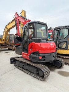รถขุดขนาดเล็ก Kubota KX163 5.5 ตัน – เครื่องยนต์ดีเซล Kubota V2607 ที่เชื่อถือได้ ได้รับการรับรองมาตรฐาน CE/EPA สำหรับงานท่อประปาในเขตเทศบาล - Product Image 1
