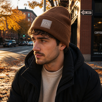 Premium zwarte gebreide beanie met aangepaste logo patch, luxe wintermuts, streetwear, geribbelde boord, zachte warme skullcap, groothandel OEM