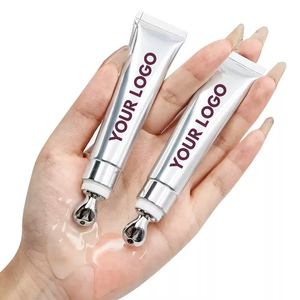 <span class=keywords><strong>Gloss</strong></span> repulpant extrême à succès : Sérum à l'acide hyaluronique pour des lèvres hydratées, nourrit et lisse les ridules - Product Image 5