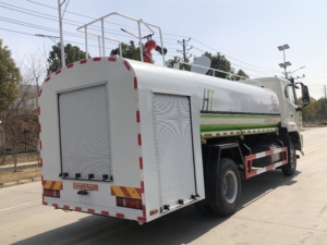 Camión Cisterna Multifunción HOWO 4X2 12000L para Limpieza de Carreteras y Riego de Jardines - Product Image 5