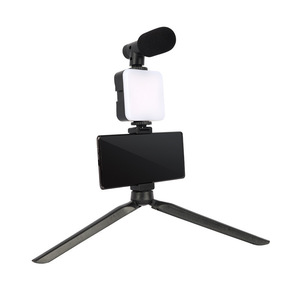 Baidi Mini Fill Light AY-49 : Kit d'éclairage pour jambes parfaites, température de couleur réglable, idéal pour le streaming en direct et la photographie - Product Image 2