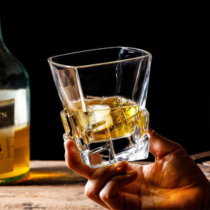 최소 주문 수량이 적은 330ml 프리미엄 올드 패션드 면처리된 노징/스니핑 위스키 잔 (맞춤 로고 가능) - Product Image 2