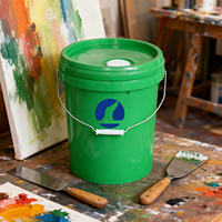 Seau à peinture en plastique empilable de 5 gallons (20 L) avec poignée en métal et joint hermétique pour les liquides chimiques et la construction