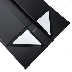 定制硬板磁性开合可折叠纸盒时尚服装产品包装新时尚风格 - Product Image 5