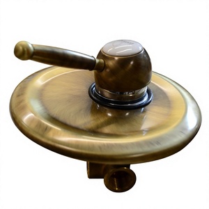 Mitigeur de douche encastré Stilmar en bronze antique, design rétro d'inspiration vintage, robinet de lavabo de salle de bain classique, accent fabriqué en Italie - Product Image 6