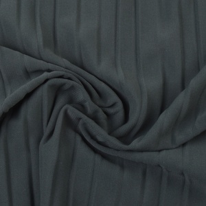 Giá bán buôn 100D 100% Polyester vải dệt kim phổ biến drifit PK Interlock dệt kim cuộn đóng gói mục tiêu màu đen Thể Thao Vải - Product Image 4