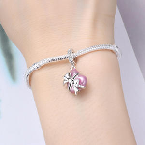 Nuevo colgante de regalo en forma de corazón de latón blanco, accesorio de pulsera DIY de alta gama, original y de moda, exclusivo para mujeres. - Product Image 6