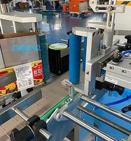 Applicateur d'étiquettes semi-automatique de table pour contenants, verres à vin, flacons ronds en plastique, machines d'étiquetage de date sur les bouteilles