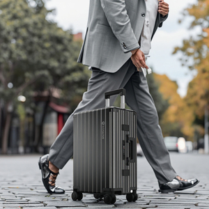 Valise Tolley pour bagages en aluminium Roulettes TSA Combination Lock - Product Image 2