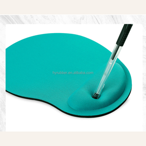 Borracha/PU + GEL Descanso De Pulso Pad Mouse Descanso De Pulso Design Personalizado Logotipo Aquecido Anti-derrapante REACH Certified Custom Tamanhos Stock Factory - Product Image 3