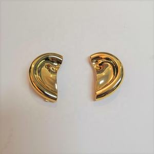 Pendientes de Media Argolla de Latón Ecológico Chapados en Oro de 18K de Alta Calidad y Moda E201200 - Product Image 4