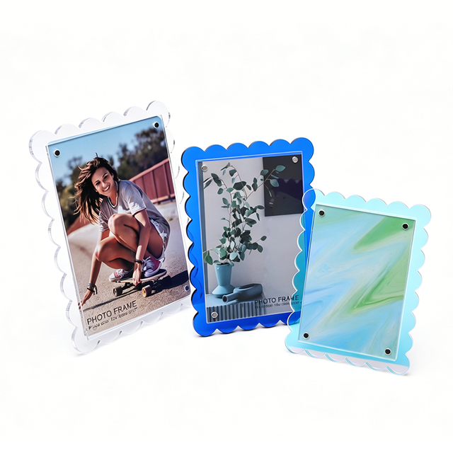 Desktop Display Magnetic Acrylic Photo Frame with Hidden Stand 3.5x5/4x6/5x7 for Desk Display