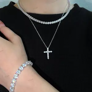 Zircon cubique glacé or 18K chaîne à maillons cubains pendentif croix diamant argent 925 Tennis collier ras du cou colliers pour femmes