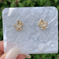 Nouvelle arrivée de boucles d'oreilles à la mode pour femmes Multi-Style 18K Gold Diamond Embedded Copper Plated 18K Gold Daily Wear Heart Shaped