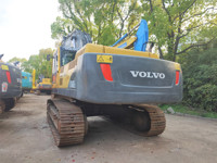 Excavadora Volvo EC460BLC usada de alta calidad económica para la reconstrucción de áreas devastadas por la guerra