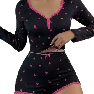 सेक्सी लड़की महिलाओं का पाजामा, लंबी आस्तीन और छोटे पैरों के साथ सेट - Product Image 3
