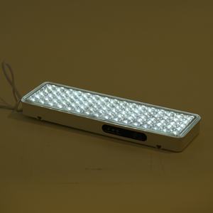 Портативный перезаряжаемый аварийный фонарь на 80 светодиодов с аккумулятором 2200 мАч, резервное время работы 3-6 часов, класс защиты IP30, для кемпинга на открытом воздухе - Product Image 6