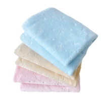 Maßgefertigte Baby-Schlafdecke Atmungsaktiver Polyester-Überwurf Geprägte Niedliche Luxus-Puckdecke Flanell-Fleece Doppellagige Babydecke