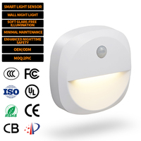 Lampe murale LED à détection de mouvement 3000K blanc chaud doux rechargeable par USB installation adhésive pour chambre, cuisine, escaliers, couloir