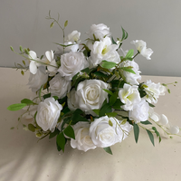 Composition florale moderne de 30 cm pour centre de table de mariage, avec verdure et roses blanches en soie, pour réception de jardin, NOUVEAU modèle élégant