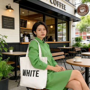 Bolsa <span class=keywords><strong>de</strong></span> lona resistente personalizada al por mayor con impresión offset, bolsa <span class=keywords><strong>de</strong></span> compras <span class=keywords><strong>de</strong></span> algodón mediana con asa <span class=keywords><strong>de</strong></span> cinta/cuerda - Product Image 2