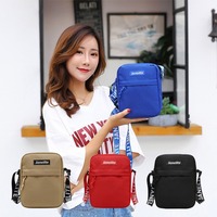 2024 Nieuwe Ontwerp Oxford Borst Tas Voor Vrouwen Mannen Waterdichte Messenger Bag Met Aangepaste Logo Draagbare Wandeltelefoon Tas