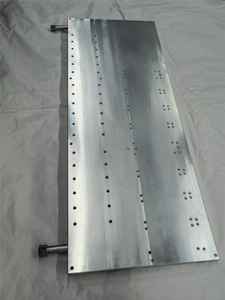 Piastra di Raffreddamento in Alluminio 6061 di Alta Qualità, Saldatura a Frizione, Lavorazione CNC di Precisione, Piastra Fredda Personalizzata 300*400 - Product Image 4