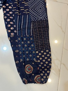 กางเกงฮาเร็มเย็บปะติดกางเกงทรงหลวมขนาดฟรีไซส์และใส่สบายเพื่อให้พอดีกับซัพพลายเออร์จากอินเดีย - Product Image 2