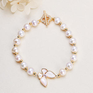 Pulsera de Perlas de Agua Dulce Hecha a Mano con Mariposa Beimu, Joyería de Perlas de Lago de Montaña de Zhuji, Chapada en Oro y Cobre - Product Image 4