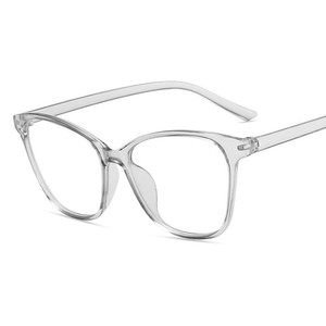 <span class=keywords><strong>Occhiali</strong></span> Anti-Luce Blu Stile Cat-Eye Euro-Americano <span class=keywords><strong>di</strong></span> Tendenza, Montatura Minimalista, Stile Vintage, Lenti Semplici Adatte per Instagram, Moda - Product Image 5