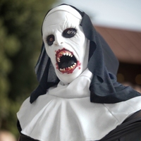 Masque intégral de nonne drôle et amusante en latex, peau pâle craquelée, bouche ensanglantée, dents pointues, texture réaliste effrayante, doux, confortable et tendance