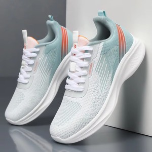 Offerta Limitata: Sneakers di Lusso Retrò da Uomo, Leggere e Traspiranti, Comode per Camminare, Antiscivolo per Corsa e Uso Quotidiano - Product Image 1