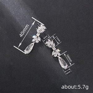 Orecchini Pendenti a Goccia Floreali per Donne, Gioielli Eleganti e di Tendenza - Product Image 4