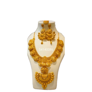 Conjunto de Joyería Étnica Chapada en Oro de 24K, Collar y Aretes, Joyería de Aleación de Moda para Mujer, Diseño Floral - Product Image 1