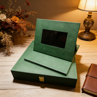 Boîte à souvenirs de luxe personnalisée avec logo OEM ODM, écran vidéo HD 6x8 pouces, lecture automatique MP3, album photo numérique, cadeau de mariage ou d'anniversaire