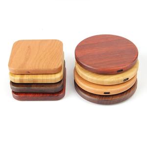 Logo personnalisé <span class=keywords><strong>Chargeur</strong></span> sans fil en <span class=keywords><strong>bambou</strong></span> <span class=keywords><strong>Chargeur</strong></span> de téléphone sans fil en bois à <span class=keywords><strong>induction</strong></span> 10W - Product Image 1