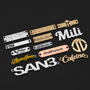 Etiqueta <span class=keywords><strong>de</strong></span> Metal para Nombre, Camisa Abaya, Bolso, Sombrero, Aleación <span class=keywords><strong>de</strong></span> Zinc, Forma Personalizada, Logotipo Metálico, <span class=keywords><strong>Marca</strong></span> Personalizada, Etiquetas Metálicas para Hijab, para <span class=keywords><strong>Ropa</strong></span> - Product Image 1