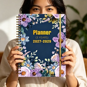 Agenda a Spirale A5 2027-2029, Copertina Rigida, 64 Fogli, Organizzatore Giornaliero e Mensile - Product Image 1
