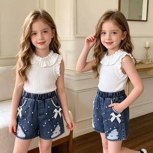 Nueva Colección Verano 2026: <span class=keywords><strong>Ropa</strong></span> de Bebé al por Mayor - Chaleco Blanco y Pantalones Cortos <span class=keywords><strong>Retro</strong></span> con Perlas para Niñas - Estilo y Moda - ¡Listo para Enviar! - ¡Oferta Caliente! - Product Image 6
