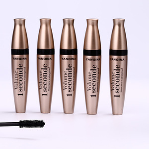 Máscara de Pestañas Voluminizadora 4D con MOQ Bajo |   Crema de Pestañas Mate Natural de Larga Duración a Prueba de Agua en Tubo Dorado de Marca Privada, Maquillaje Cosmético - Product Image 1