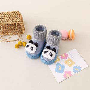 Nouvelle collection automne/hiver : Chaussettes épaisses et chaudes en coton peigné, antidérapantes, à motif de dessin animé, longues, pour bébés et tout-petits - Product Image 6