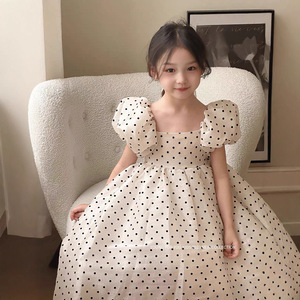 Robe d'été 2026 pour filles à pois en fil perlé, style princesse, manches bouffantes, grande jupe évasée et moelleuse - Product Image 3